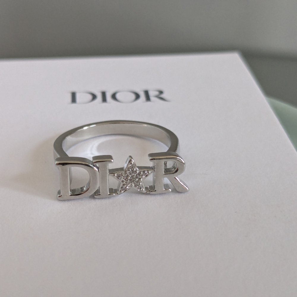 Dior - Picture 5 of 8